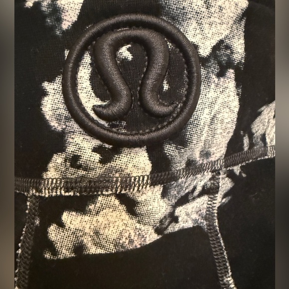 Lululemon Scuba Hoodie II Dream Rose Stripe | Neutral Blush Black | Size 6 - Picture 10 of 12